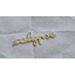 Napis na radio Calypso