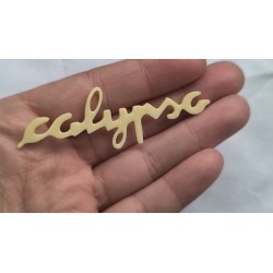 Napis na radio Calypso